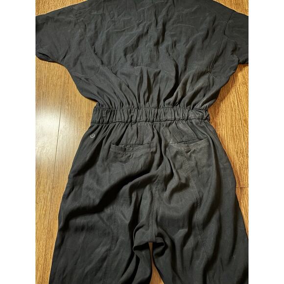 Lululemon Perfectly Poised Short Sleeve Jumpsuit Black Button Henley‎ Size 2 - Picture 10 of 11